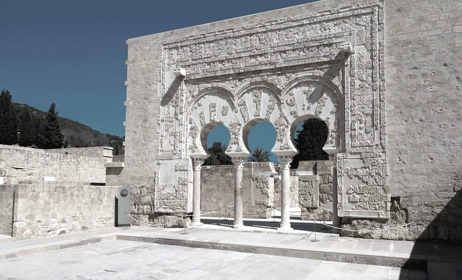 Cordoba: Medina Azahara Museum and Archaeological Site Tour - The museum puts the ruins into focus