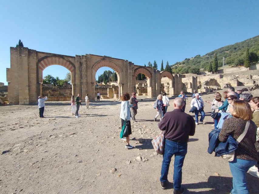 Cordoba: Medina Azahara Museum and Archaeological Site Tour - Walking through the archaeological site
