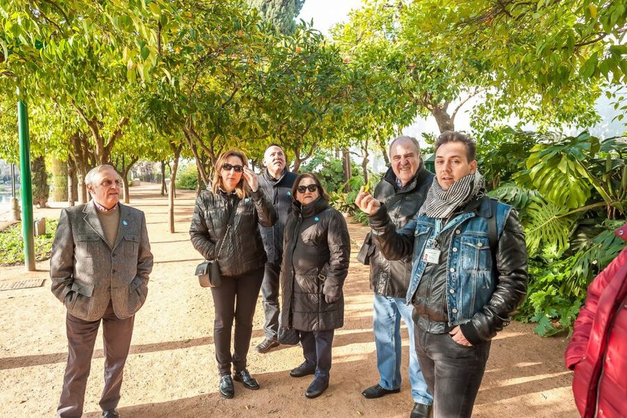 Cordoba: Monuments Walking Tour - Walking into the Jewish Quarter