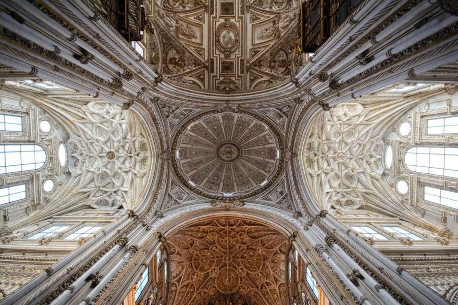 Cordoba Mosque-Cathedral: Skip-the-Line Guided Tour - What the 90-minute route does well