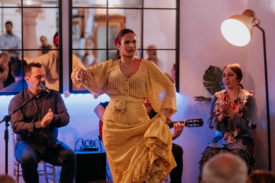 Córdoba: Tablao Flamenco at Doble de Cepa with Optional Meal - Flamenco beside Córdoba’s Mosque-Cathedral
