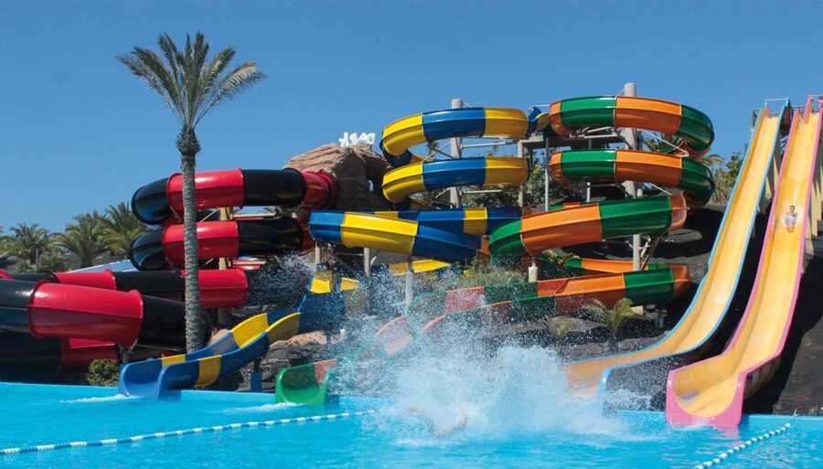 Corralejo: Acua Water Park Entry Ticket - Food, drinks, and the cost of convenience