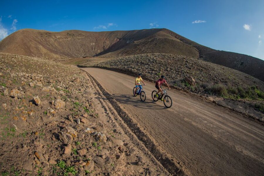 Corralejo: E-Bike Rental with Map to Popcorn Beach - Popcorn Beach and the Atlantic edge