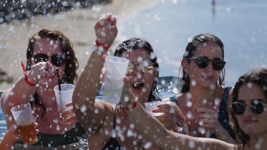 Costa Adeje: Tenerife Monkey Beach Club Utopia Pool Party - How the $35 price works