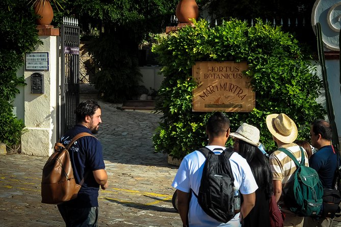 Costa Brava & Medieval Village Tour with Lunch - Cala de Sant Francesc, a morning by the water