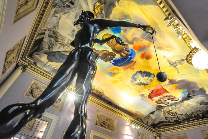 Dali Museum, House & Cadaques Small Group Tour from Barcelona - The 90-minute ride from Barcelona to Figueres