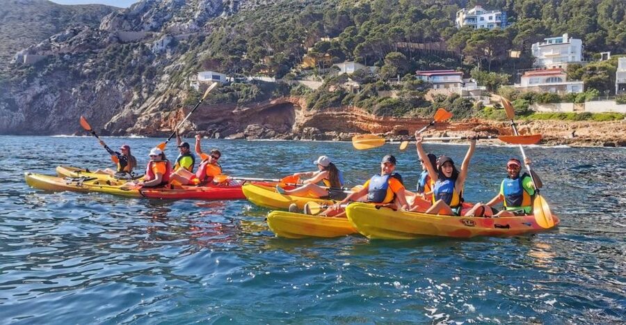 Dénia: Cova Tallada kayak trip - What to bring for a smoother morning