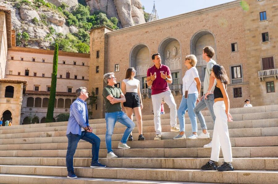 From Barcelona: Half-Day Montserrat Experience - What the guides add to the experience