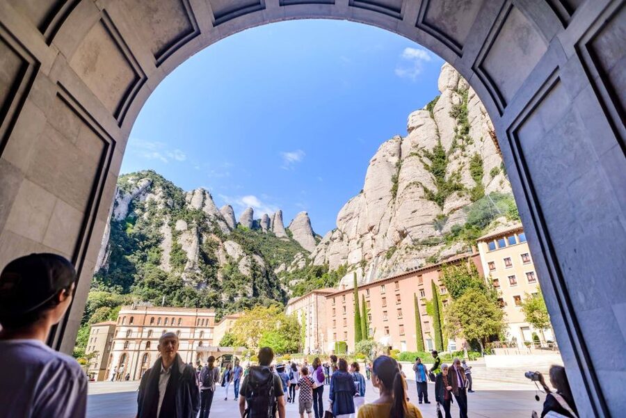 From Barcelona: Half-Day Montserrat & Horse Riding Tour - Key points to know before booking
