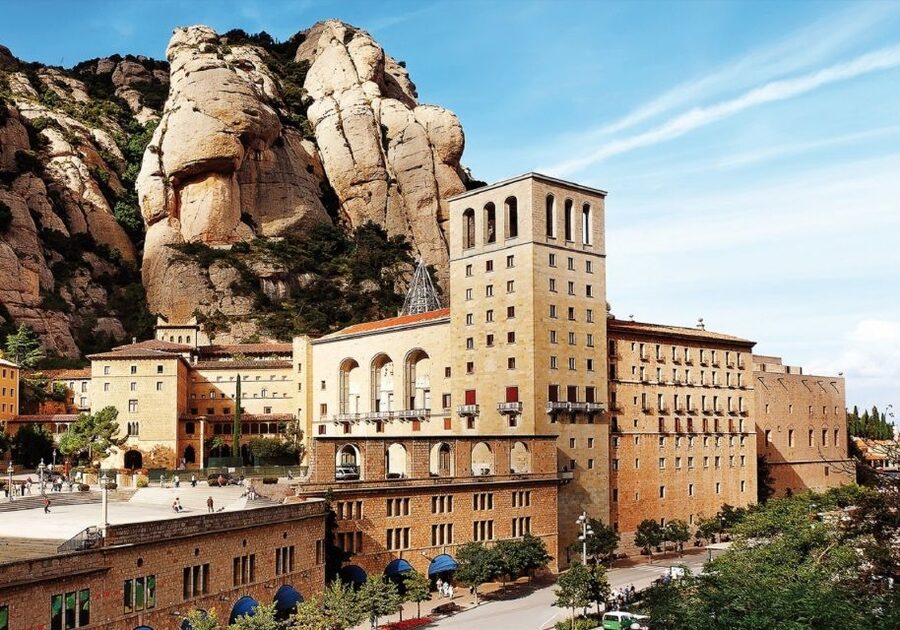 From Barcelona: Half-Day Montserrat & Horse Riding Tour - Should you book the Montserrat horse riding tour?