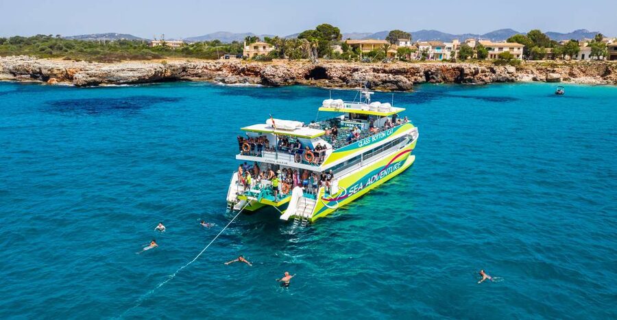 From Cala Millor: East Coast Glass-Bottom Boat Trip - The 1.5-hour run to Porto Cristo