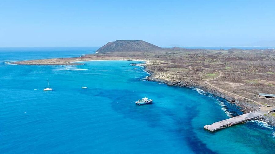 From Corralejo: Lobos Island Boat and Snorkel Activity - The Majorero cruise along Lobos Island’s south coast
