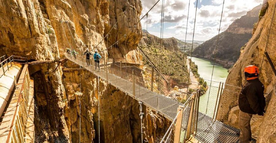 From Costa del Sol & Malaga: Caminito del Rey Guided Tour - A one-hour pause in Ardales
