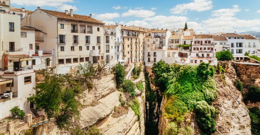 From Costa del Sol: Ronda and Setenil de las Bodegas - Setenil de las Bodegas and its rock-covered streets