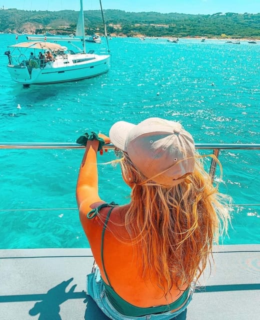 From Dénia/Jávea: Cala Blanca Boat Trip with Jet Ski & Lunch - How the experience earns its price