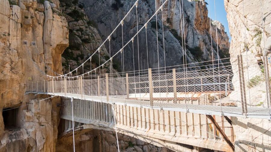 From Fuengirola: Caminito del Rey Guided Day Trip - What the day feels like in practice