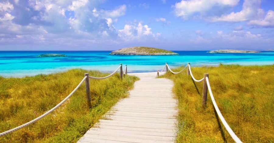 From Ibiza: Same-Day 2-Way Ferry Ticket to Formentera - Ses Illetes for postcard scenery