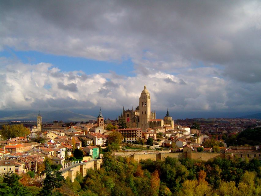 From Madrid: Ávila and Segovia Guided Day Trip - Key points to know before you book