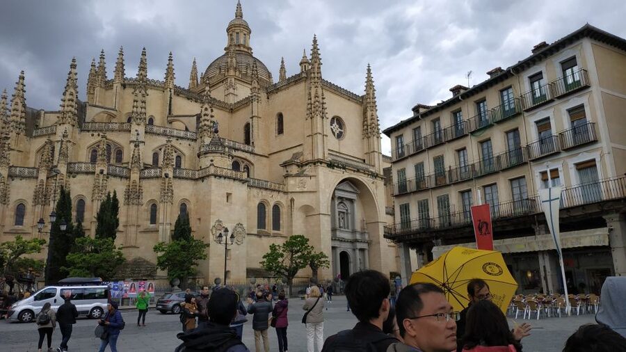 From Madrid: Ávila and Segovia Guided Day Trip - Food, free time, and what to bring