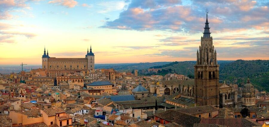 From Madrid: Guided Day Trip to Segovia and Toledo - Plaza Mayor, Canaleja, and the cathedral