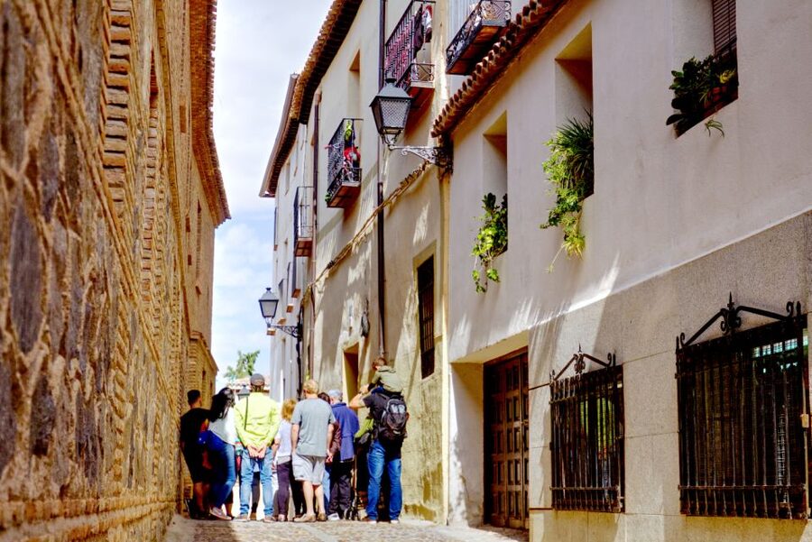 From Madrid: Toledo and Segovia Guided Day Trip - The Cathedral and Alcázar exterior