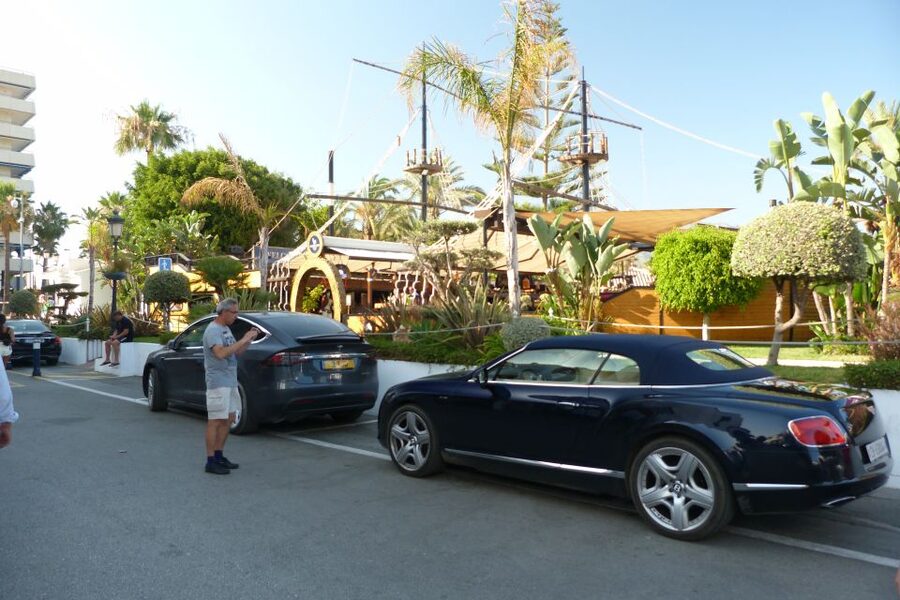 From Malaga or Costa del Sol: Mijas, Marbella & Puerto Banus - The Golden Mile and Puerto Banus