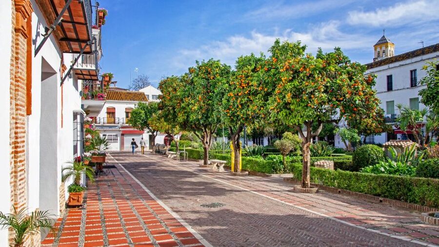 From Malaga or Costa del Sol: Mijas, Marbella & Puerto Banus - Practical value at $45