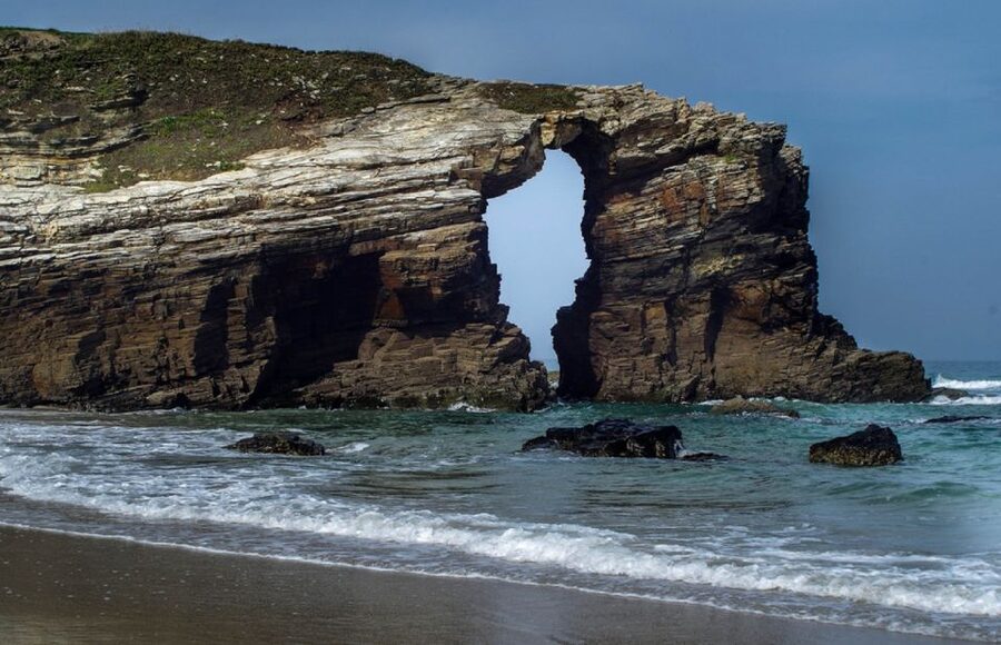 From Santiago: Lugo Ribadeo & Cathedral Beach Full-Day Tour - Lugo’s Roman wall and old-town walk
