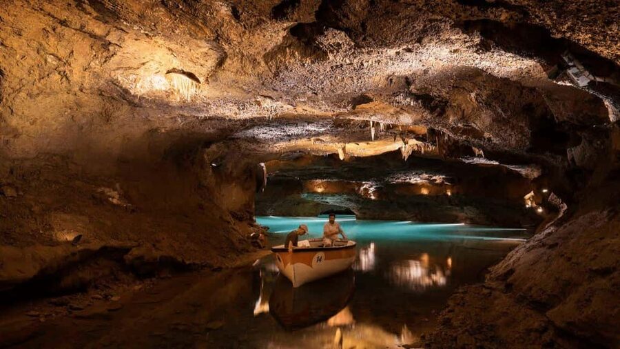 From Valencia: Caves of San José Guided Tour & Boat Ride - What the guide service adds