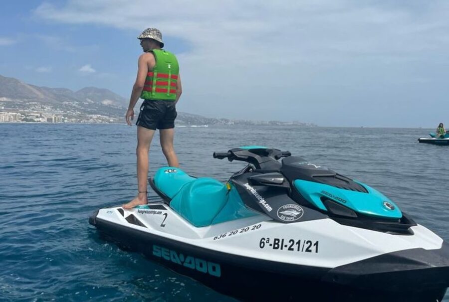 Fuengirola: Best Jet Ski Rental - Who should book this Fuengirola ride?