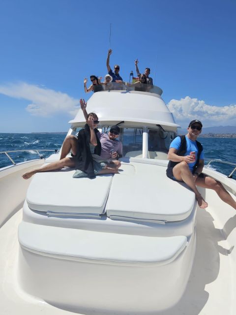 Fuengirola: Dolphin Watching Excursion with Refreshments - Searching for dolphins off the Costa del Sol