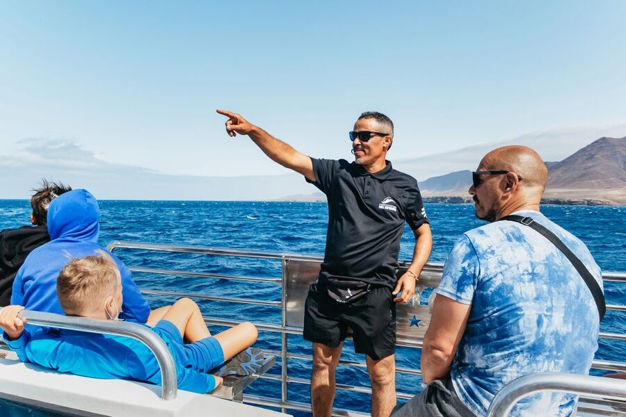Fuerteventura: Glass Bottom Boat Cruise with Lunch & Drinks - Boat comfort, access, and practical limits