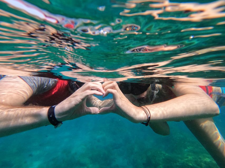 Fuerteventura: Guided Snorkeling in La Lajita with Pickup - A calm briefing before you enter the Atlantic