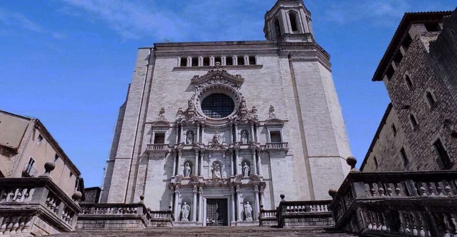 Girona: Cathedral of Girona + Art Museum + St. Felix Church - Start at the Girona Art Museum in the Episcopal Palace