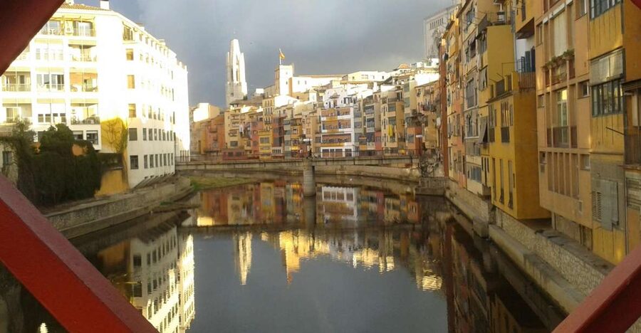 Girona: Jewish Heritage Guided City Tour and Museum Visit - Meeting at Plaça Sant Feliu