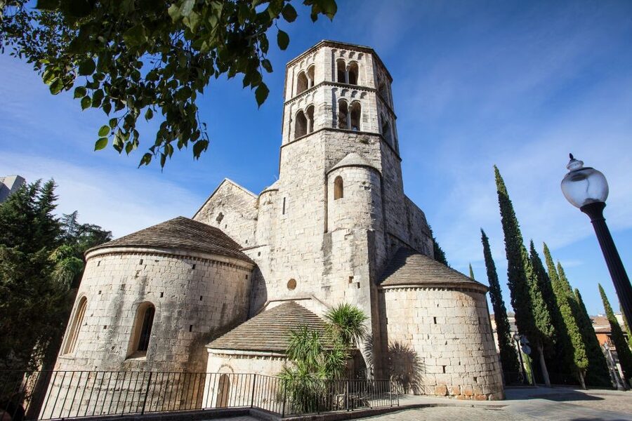 Girona: Jewish Heritage Guided City Tour and Museum Visit - Guides and the tone of the experience