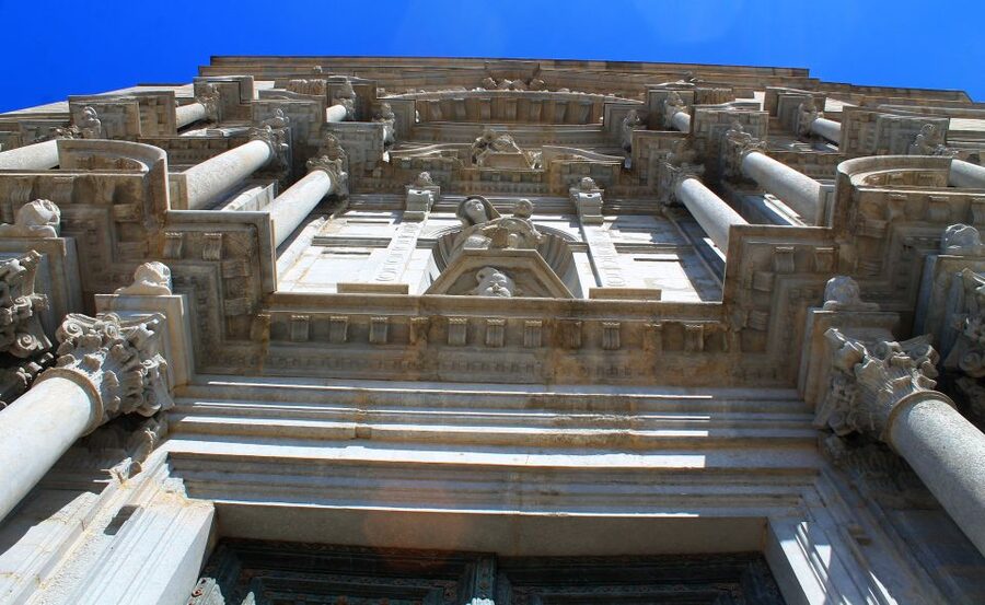 Girona: Small Group Walking Tour - Why Girona works so well on foot