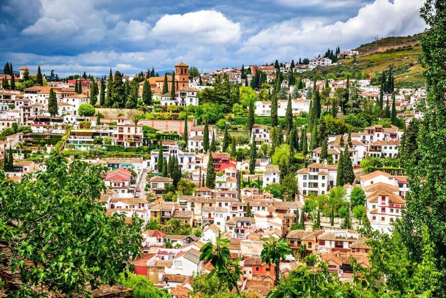 Granada: Albaicín and Sacromonte Walking Tour - Starting at Plaza Isabel la Católica
