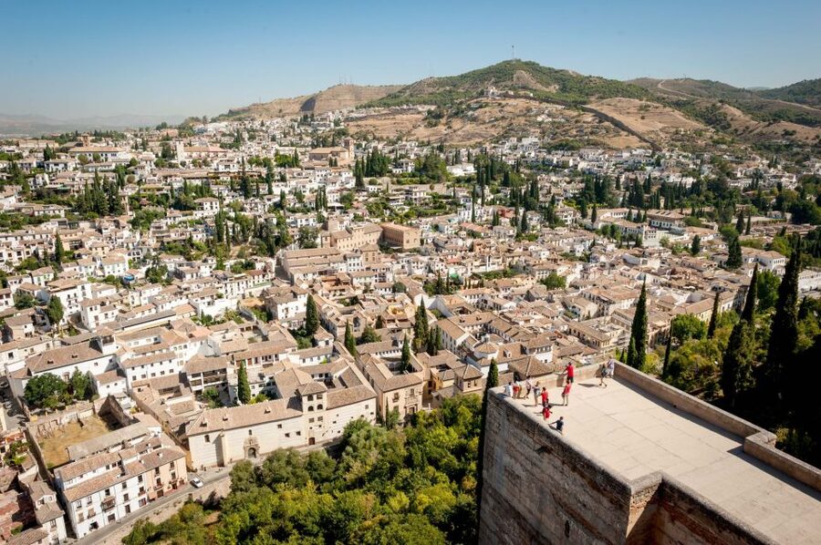 Granada: Alhambra Entry Ticket with Audio Guide - Building your day around the 3.5-hour schedule