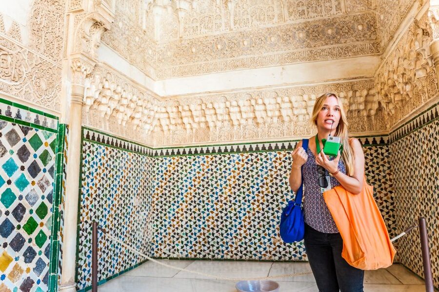 Granada: Alhambra & Nasrid Palaces Tour with Tickets - Palace of Charles V and the layers of Granada’s past