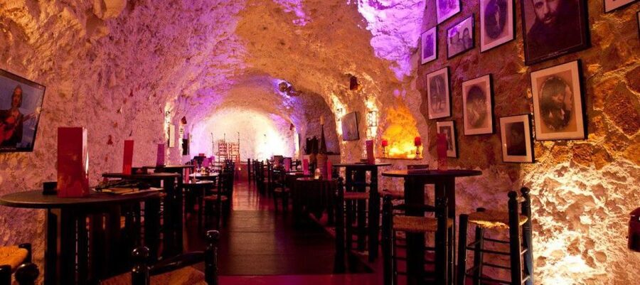 Granada: Flamenco Show at Templo del Flamenco with Drink - A flamenco show in Granada’s Albaicin