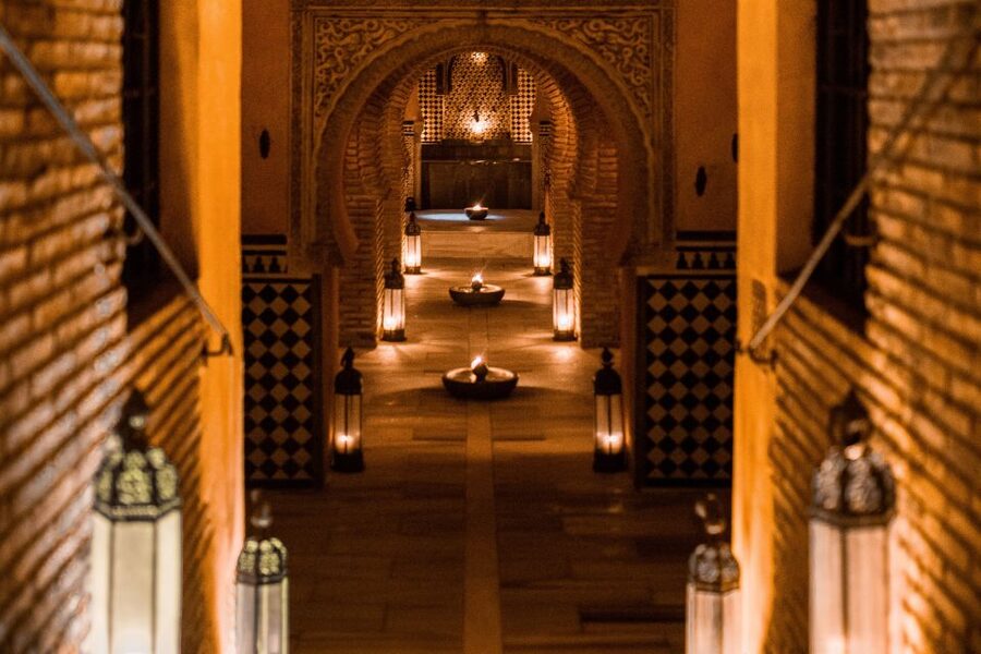 Granada: Hammam Al Ándalus with Massage - What happens during the 1.5-hour session