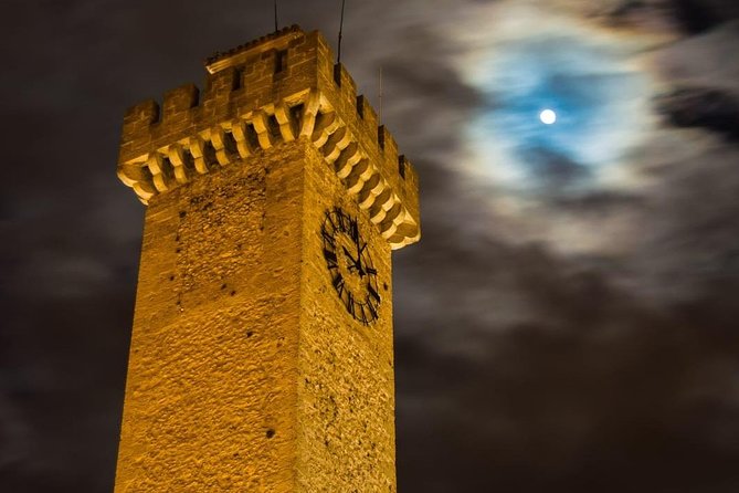 guided night tour - The Casas Colgadas after dark