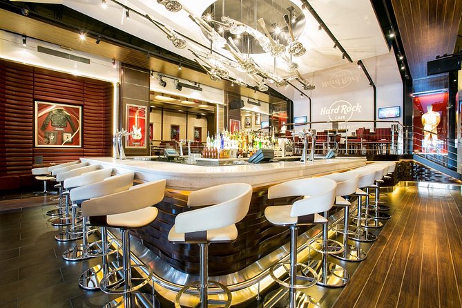 Hard Rock Cafe Barcelona with Set Lunch or Dinner - How priority seating changes the evening