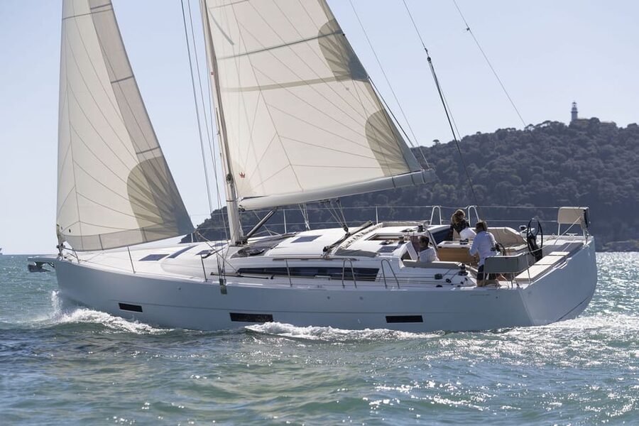 Ibiza: Midday or Sunset Sailing with Snacks and Open Bar - Four hours between Ibiza’s coves and open sea