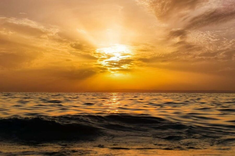 Jávea: 90-Minute Sunset Cruise with Glass of Cava - How much value do you get for $26?