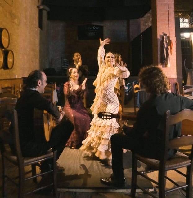 Jerez: Flamenco Show and Menú at Tablao Puro Arte 2025 - Flamenco in Jerez, inside a bodega from 1739
