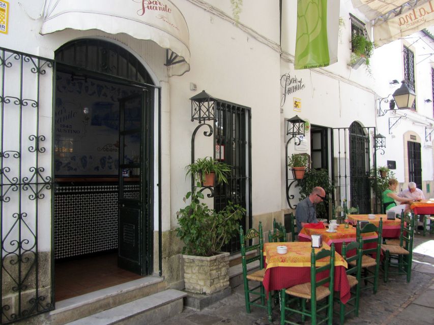 Jerez: Traditional Tapas Tour - Why this tour works well in Jerez