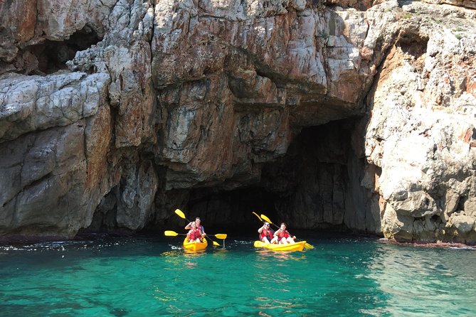 Kayak and snorkel excursion to Cova Tallada - Snorkeling around the cave