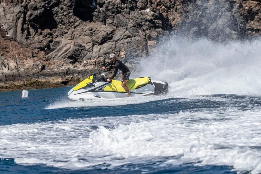 Lanzarote: Jet Ski Tour - Starting at Puerto del Carmen